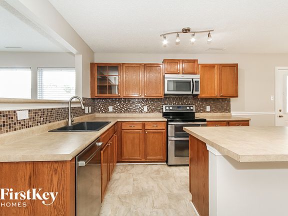 4th image of 108 Brinkley Park Ct