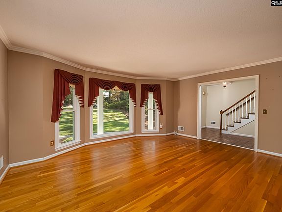 5th image of 9 Eastbourne Ct