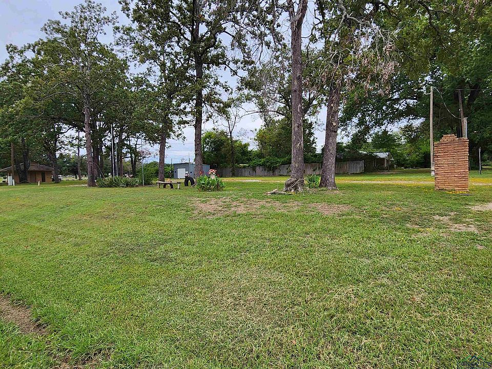 1st image of 2819 E Marshall Ave