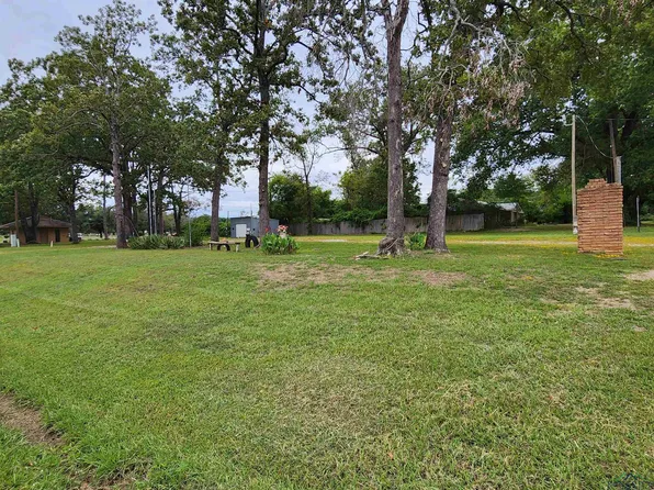 2819 E Marshall Ave, Longview, TX 75601