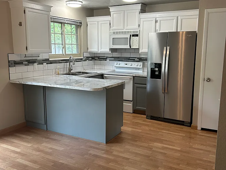 8257 S Grambling Way — Photo 4