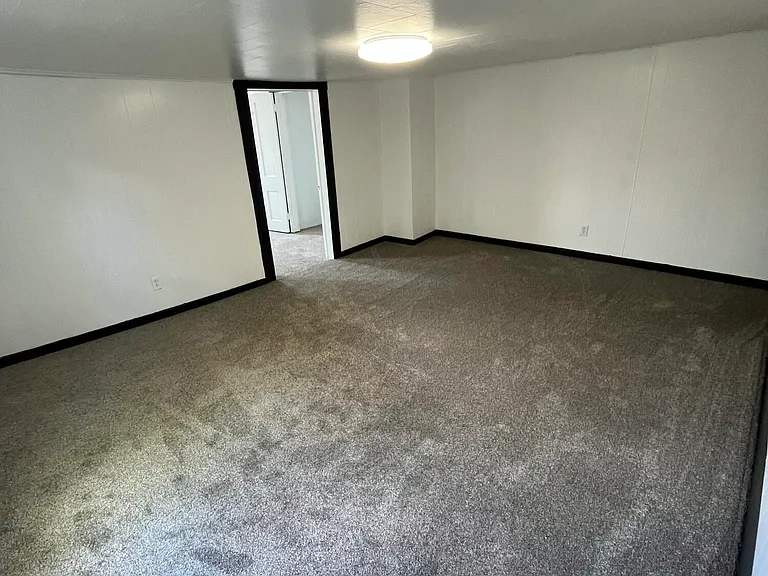 226 Union St #RIGHT — Photo 12