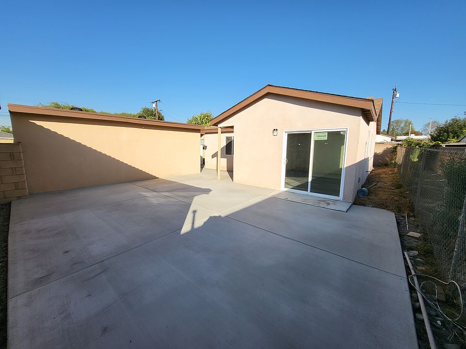 1st image of 12318 Meadow Dr