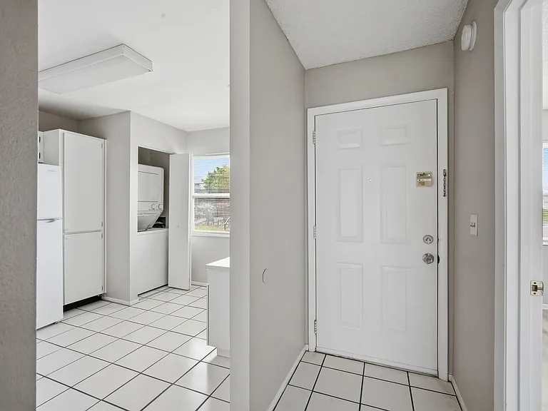 5401 Britwell Ct — Photo 8
