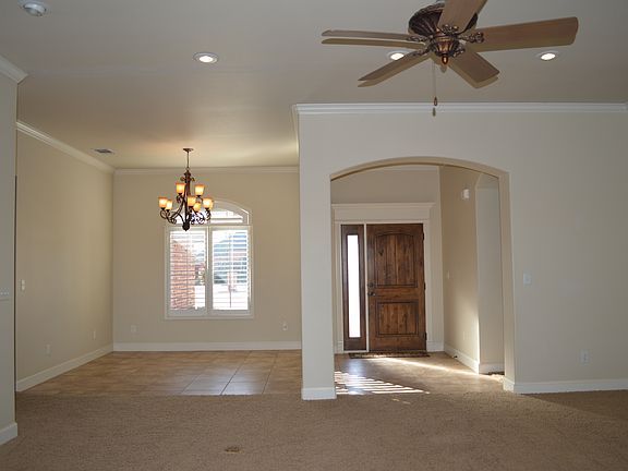 3rd image of 2025 Yale Dr