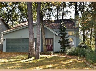 16 N Timber Top Dr, Spring, TX 77380