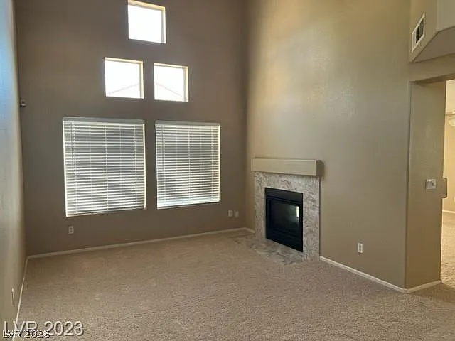 8200 W Gilmore Ave — Photo 3