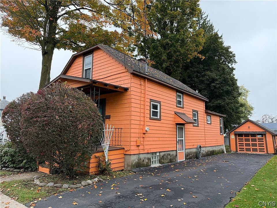 1st image of 68 Evergreen St