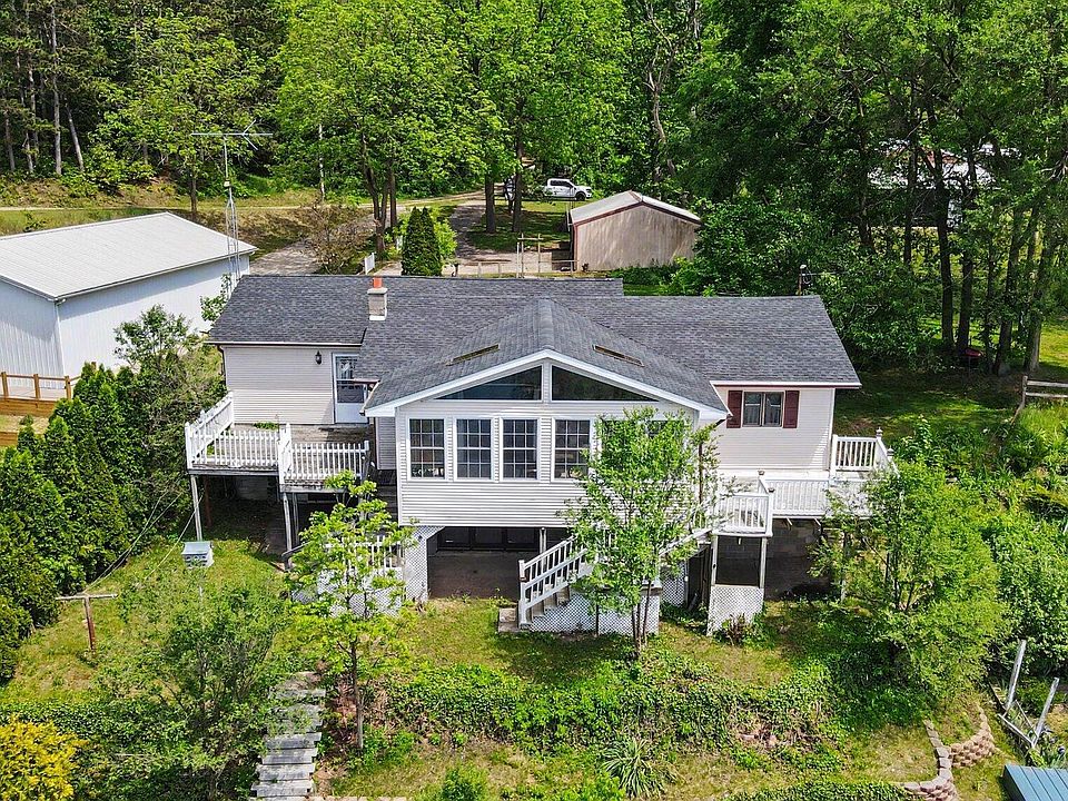 1st image of 13703 Carefree Dr