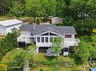 13703 Carefree Dr, Battle Creek, MI 49017