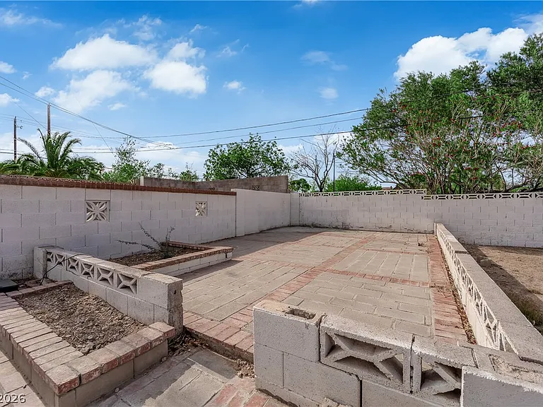2845 Rosanna St — Photo 48