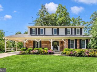 11806 Prestwick Rd, Potomac, MD 20854