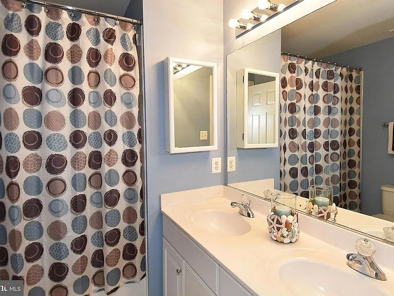 4281 Kearny Ln — Photo 16