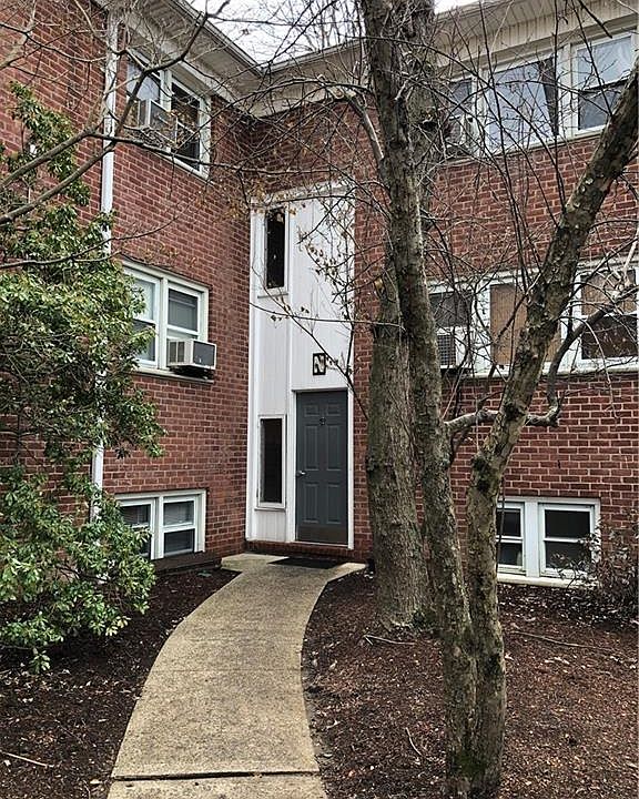 1st image of 140 N Broadway APT N5