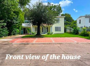 1224 6th Ave N, Texas City, TX 77590