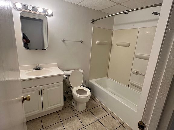 4th image of 110 Pearl Dr #110