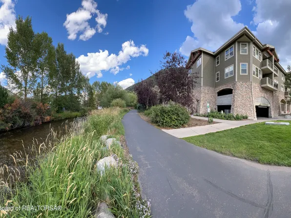 1325 S Highway 89 APT 318, Jackson, WY 83001