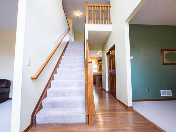 3rd image of 7565 Danbridge Way