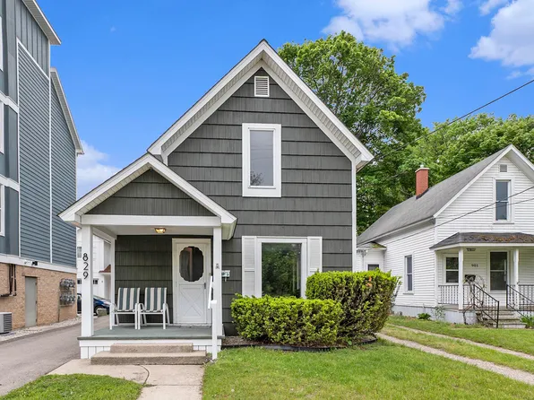 829 W 7th St, Traverse City, MI 49684