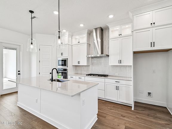 4th image of 11923 MIRACLE WOODS Way