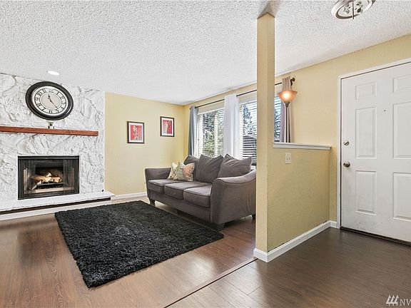 2nd image of 16102 70th Ave E