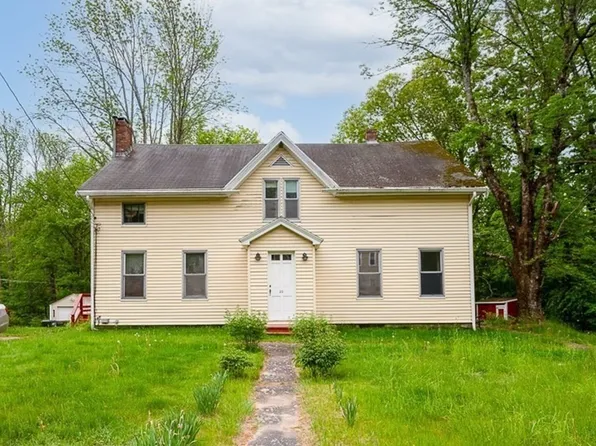22 Comins Rd, Oxford, MA 01540
