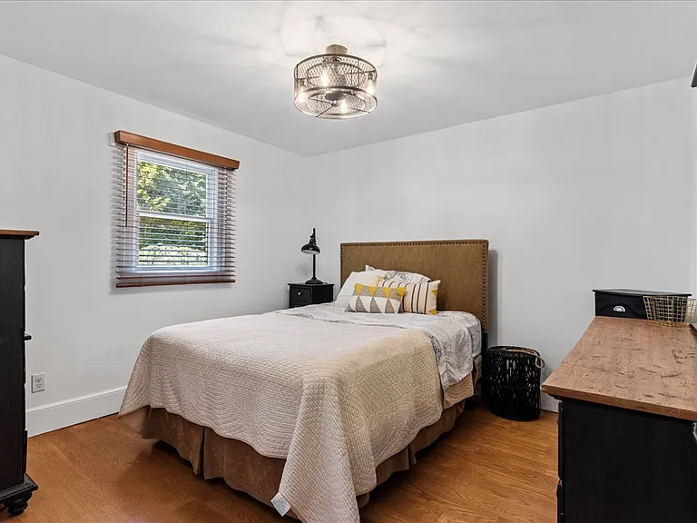 20 Alanson Ln — Photo 33