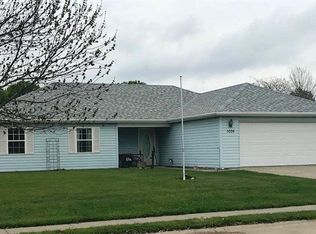 1005 E Chestnut Ct, Savannah, MO 64485