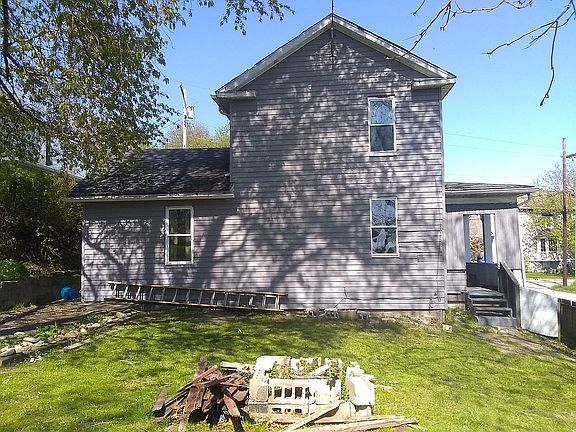 5th image of 813 Ellsworth Ave