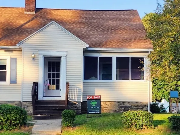 318 Mill St, Worcester, MA 01602