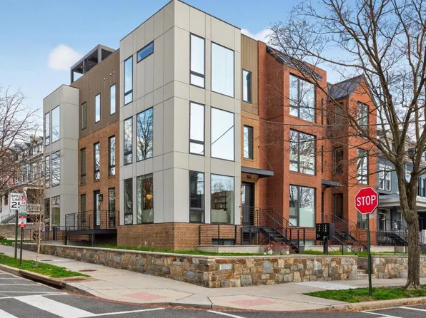 4129 8th St NW #1, Washington, DC 20011