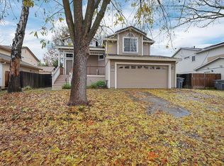 1942 Crystal Creek Ln, Yuba City, CA