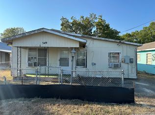 549 Collins Ave, Seguin, TX 78155