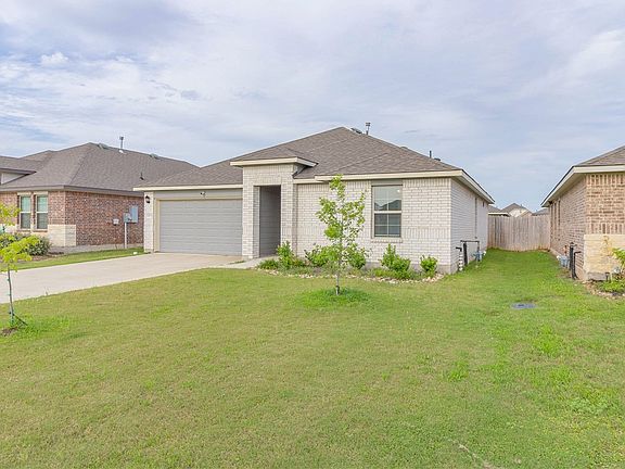 3rd image of 2415 Mulligan Ln