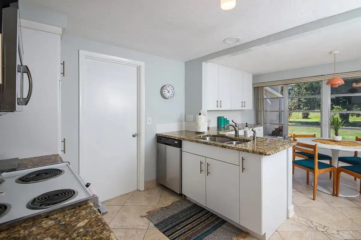 2 bed, 1450 sqft, $3,250 — Photo 4