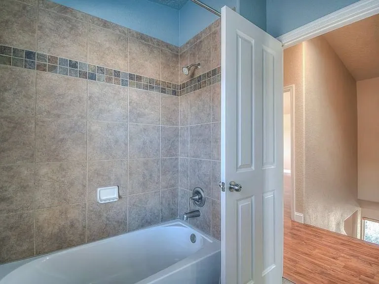 7100 Dancing Eagle Ave NE — Photo 12