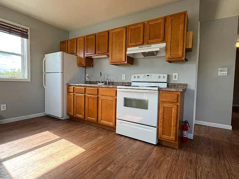 126 Vine St #17-B — Photo 5