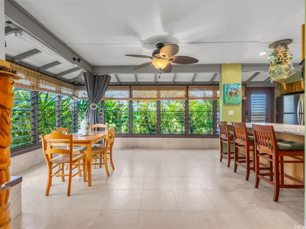 68-615 Farrington Hwy APT 5B, Waialua, HI 96791