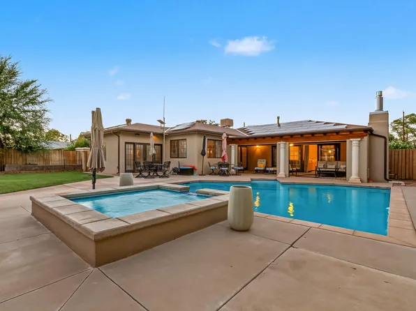 334 Vineyard Rd NW, Los Ranchos De Albuquerque, NM 87107