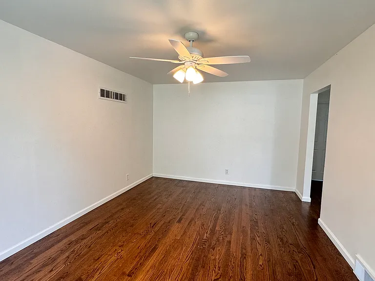 145 Monica Dr — Photo 9
