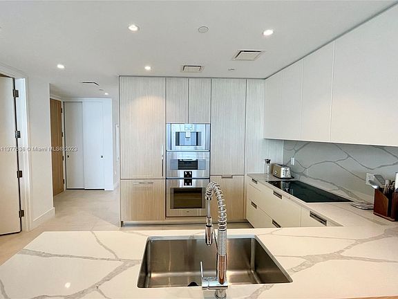 2nd image of 15701 Collins Ave #2503