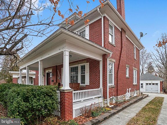 5th image of 1136 Potomac Ave