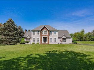 5025 Harvey Rd, Bethlehem, PA 18020