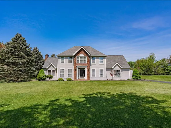 5025 Harvey Rd, Bethlehem, PA 18020