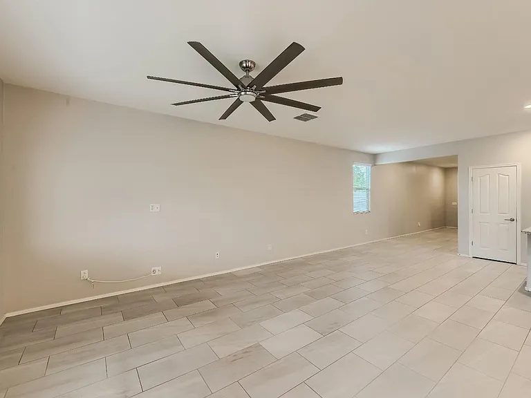 1754 E Grenadine Rd — Photo 3
