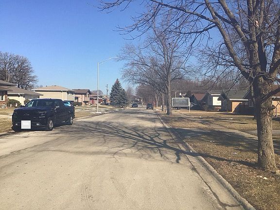 5th image of 14939 Knox Ave