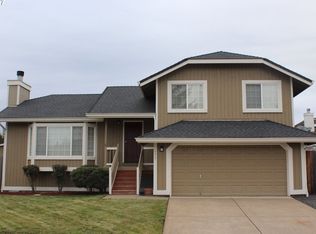 4536 Holly St, Springfield, OR 97478