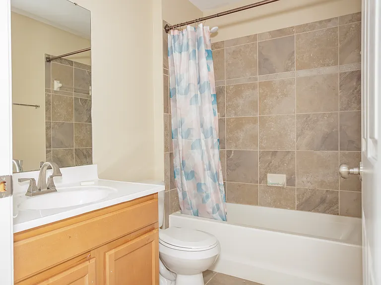 500 Monroe Point Dr — Photo 19