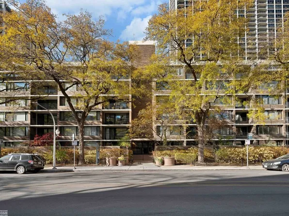 1555 N Sandburg Ter APT 310K, Chicago, IL 60610