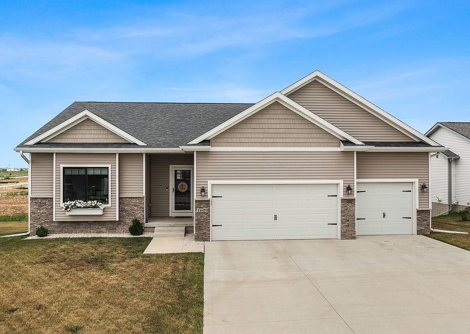 1st image of 1609 NW Abbie Dr